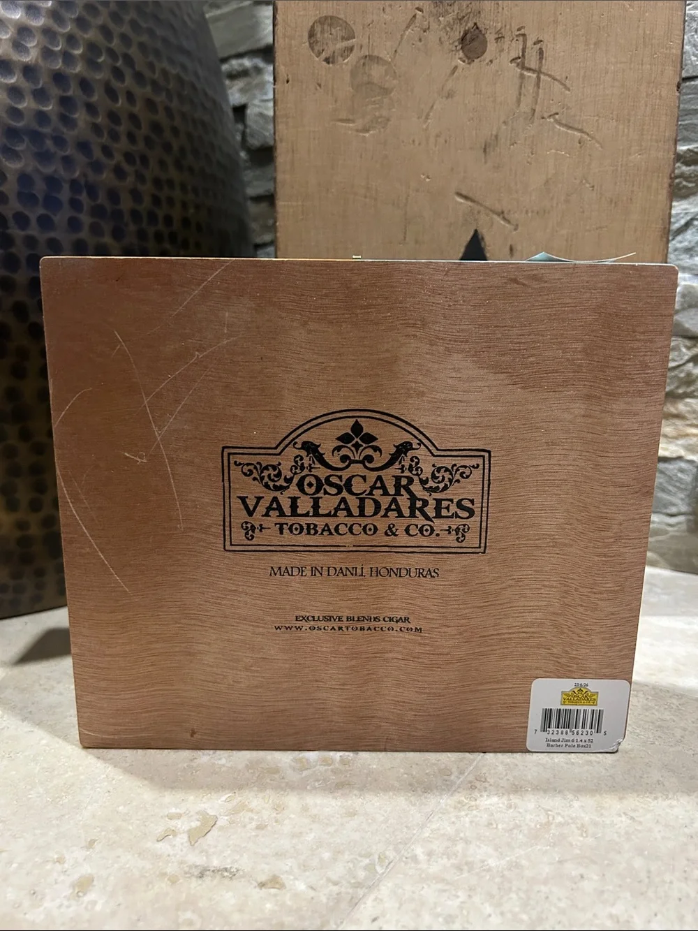 ISLAND JIM #2 Empty Cigar Box